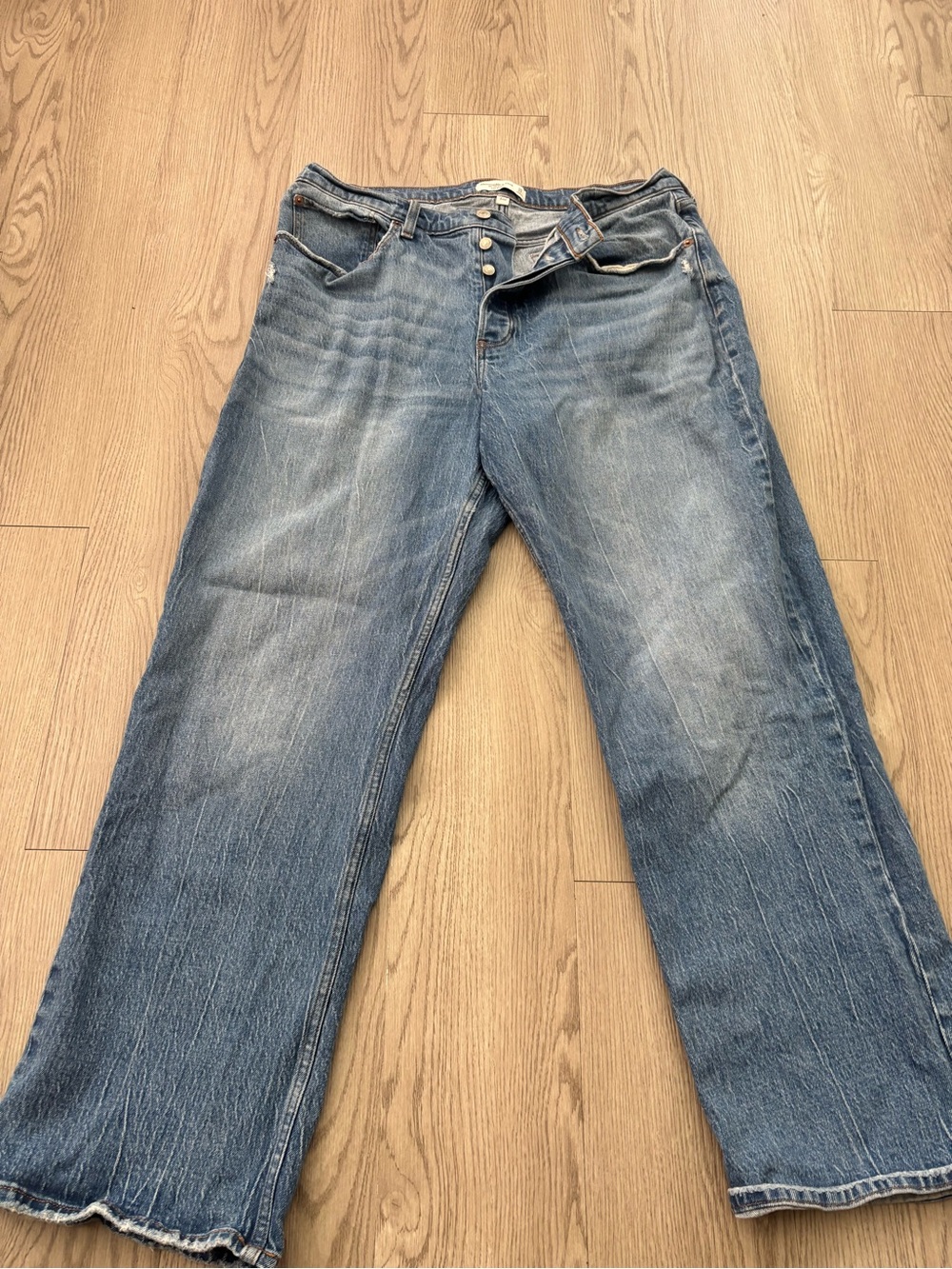 Abercrombie & Fitch curve love 90s baggy low rise jeans